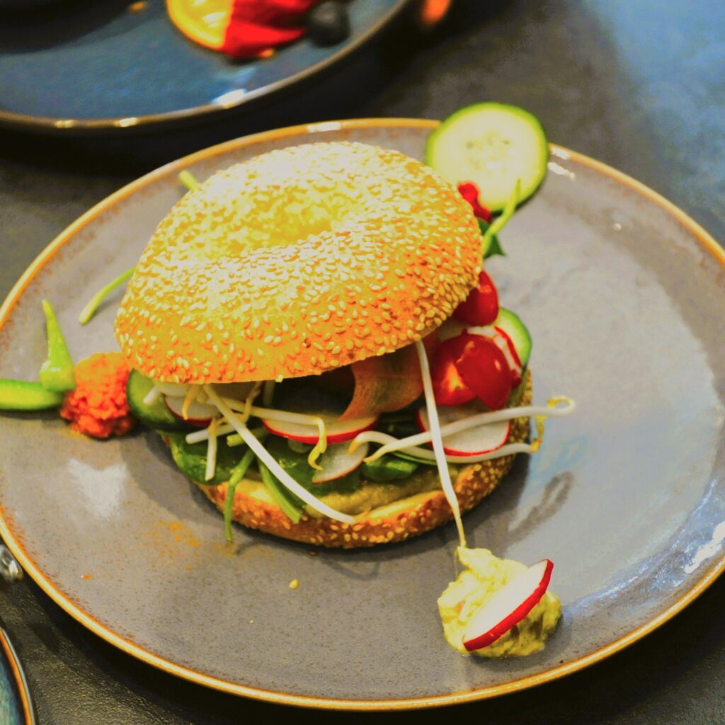 Bagel Guacamole vegetarisch
Frühstück in Preding Gerlindes Cafe und Brunch Restaurant
Gerlindes Frühstückscafe Tel: 0676/5687722
