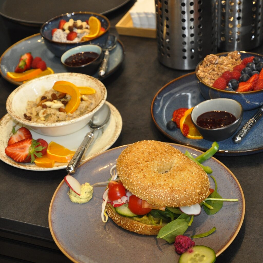 Frühstückstisch
Frühstück in Preding Gerlindes Cafe und Brunch Restaurant
Gerlindes Frühstückscafe Tel: 0676/5687722 
